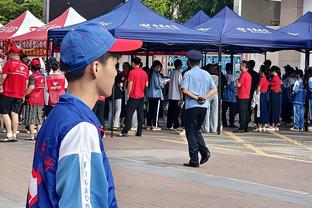 巴格利首发出战26分钟 13投7中&罚球5中4贡献18分8篮板 正负值+8